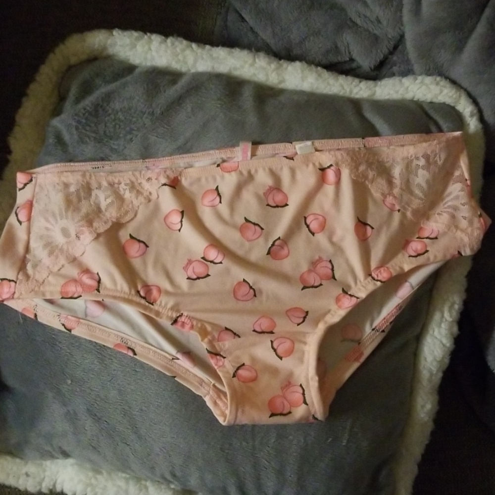PINK Victoria's Secret Peach Panties